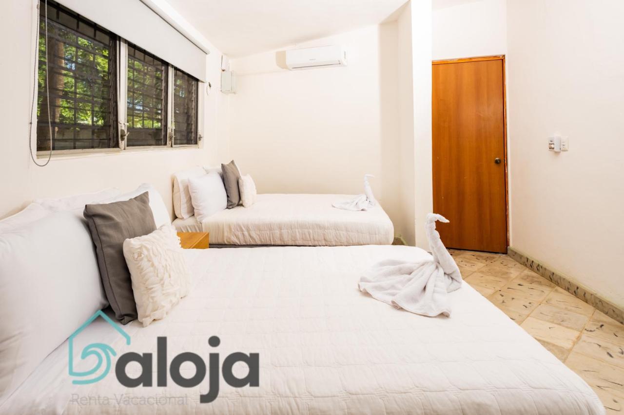 Villa Xtohil With Private Access To The Magic 7 Colors Lagoon Bacalar Exterior photo