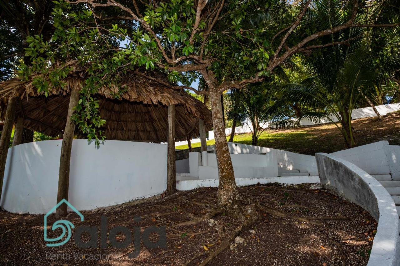 Villa Xtohil With Private Access To The Magic 7 Colors Lagoon Bacalar Exterior photo